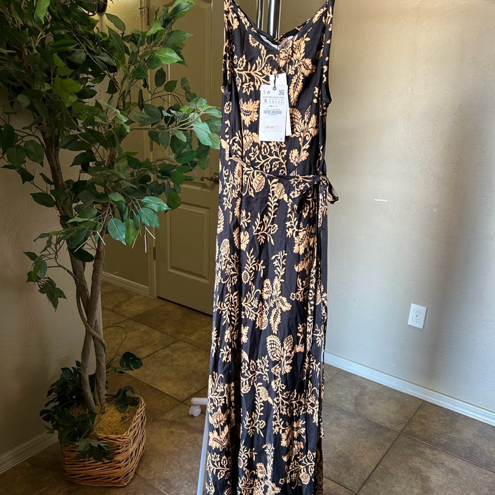 Zara Black and Gold Maxi Dress
